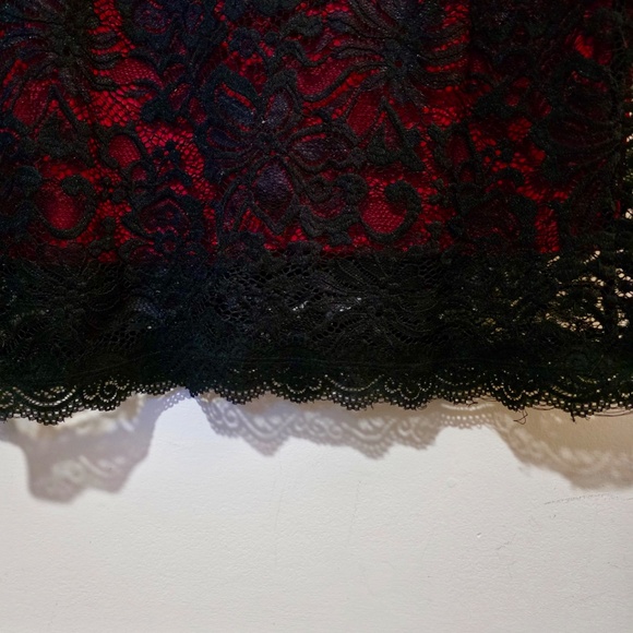 Liberty Love Red Black Lace Overlay Sheath Dress Medium Cocktail Party - Picture 8 of 11
